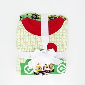 Despicable Me Christmas Pajama Set Size XS 4/5 Red Green Minions Unisex New NWT